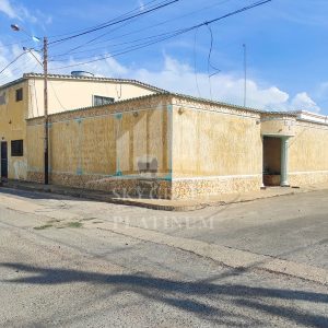 PLC-1142 Casa en Venta En Puerta Maraven