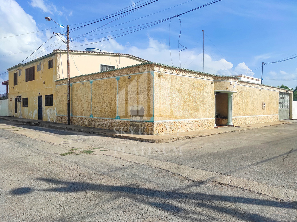 PLC-1142 Casa en Venta En Puerta Maraven