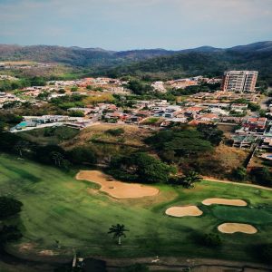 INT-076 Terreno en Venta Residencial Altos De Guataparo
