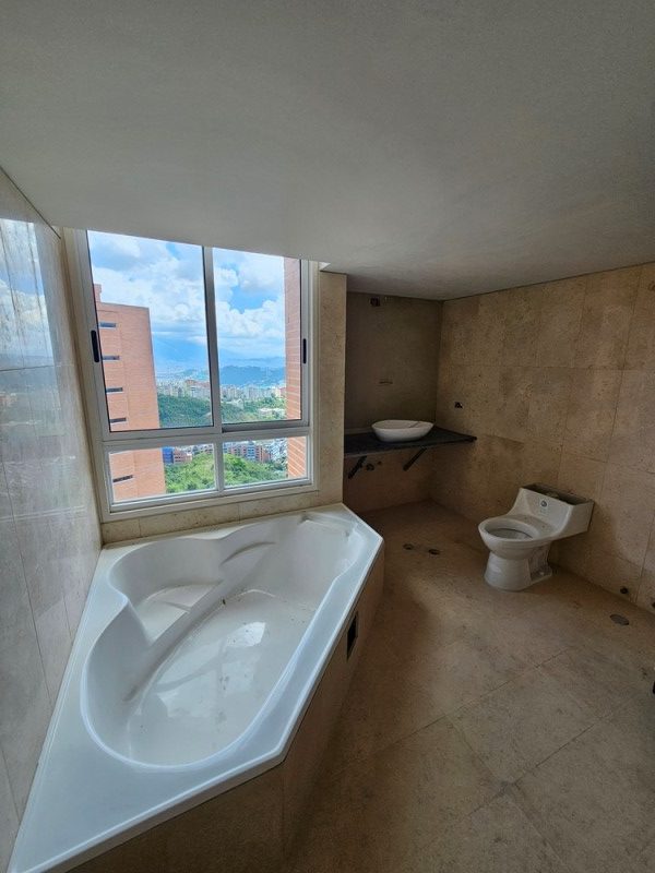 ETPH-009 Pent House en Venta Res La Montaña Mirador Los Campitos Caracas - Imagen 13
