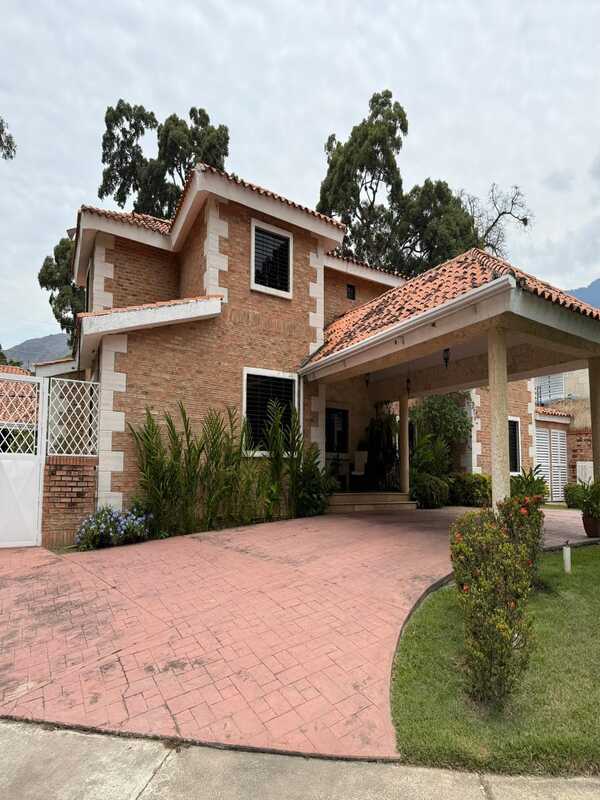 ETC-061 Casa en Venta Hermosa Casa En Urbanismo Exclusivo Villas De San Diego Country Club, San Diego, Valencia