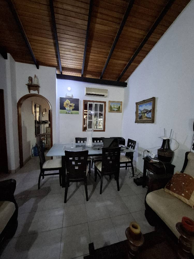 ETC-062 Casa en Venta Urbanización Valle De Oro - Imagen 4