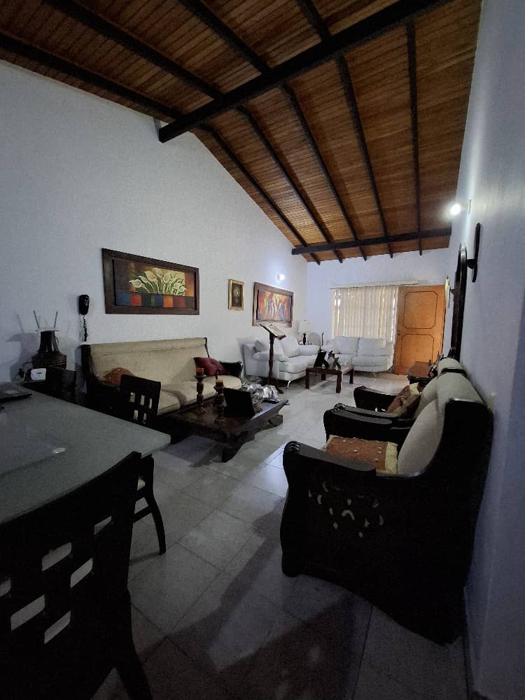 ETC-062 Casa en Venta Urbanización Valle De Oro - Imagen 5
