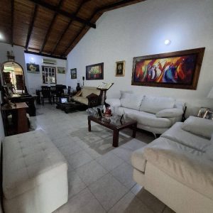 ETC-062 Casa en Venta Urbanización Valle De Oro