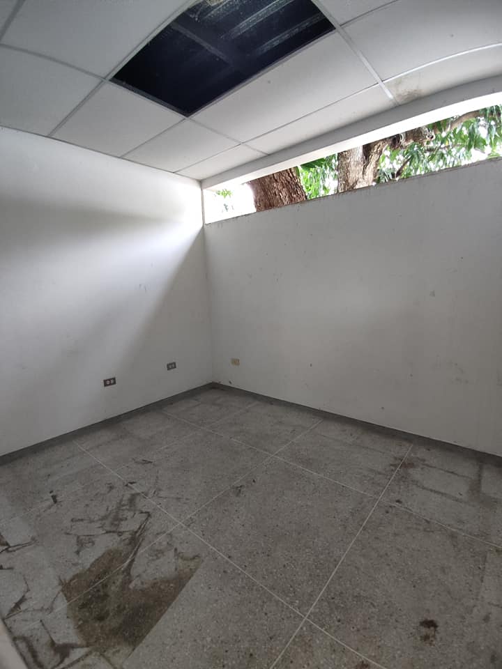 PLC-1042 Casa en Venta Comercial En Guaparo, Valencia - Imagen 7
