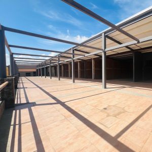 INL-192 Local en Venta - Alquiler C. C El Punto Plaza Comercial. B-4-15-a