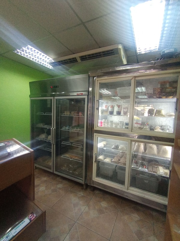 PLL-421 Local en Alquiler En Planta Baja En Cc Los Jarales De 54 M2 Amoblado Con Estantería Para Mini Market - Imagen 4