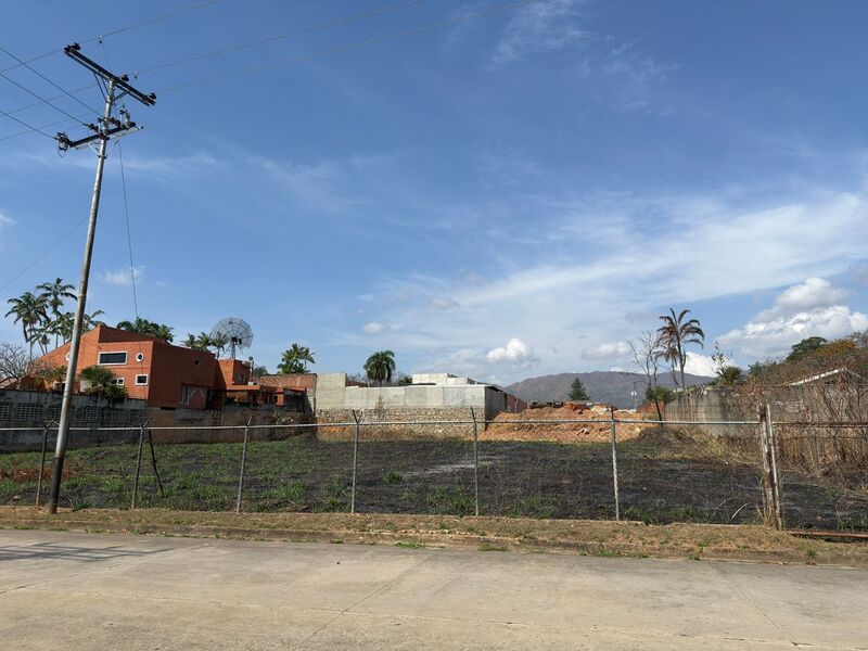 PLT-324 Terreno en Venta Guataparo Country Club - Imagen 2