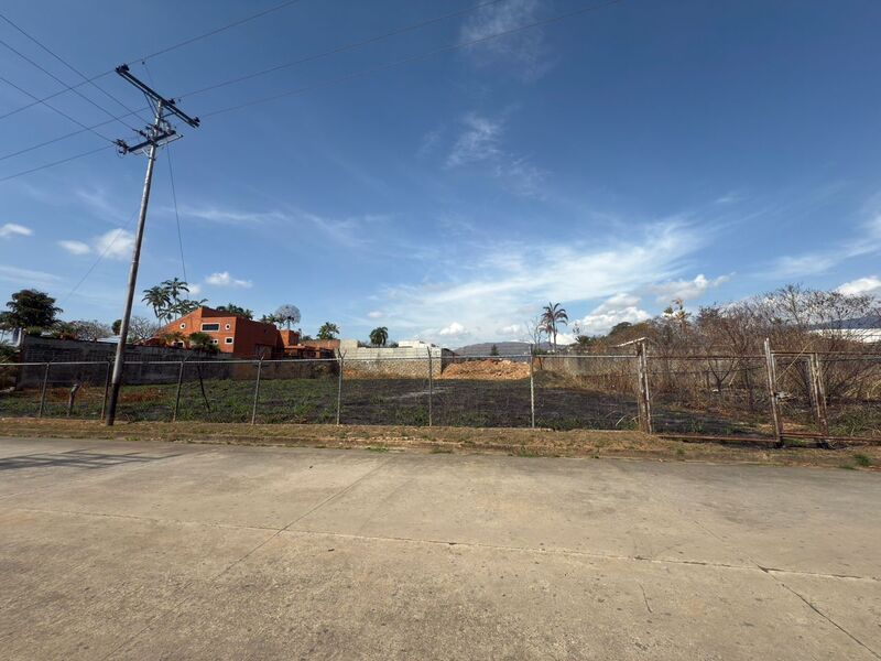 PLT-324 Terreno en Venta Guataparo Country Club - Imagen 3