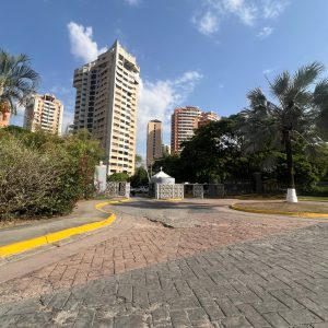INA-1098 Apartamento en Venta Le Mont