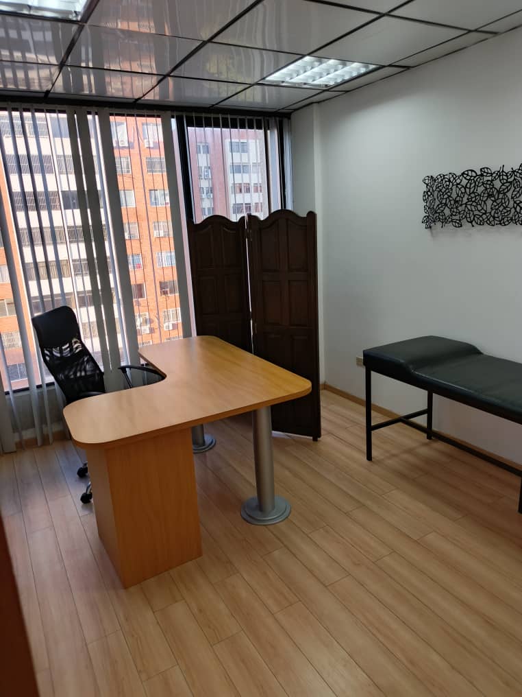 LGOF-005 Oficina en Venta Centro Ejecutivo Los Leones