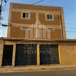 PLED-020 Edificio en Venta Con Local En El Centro De Punto Fijo