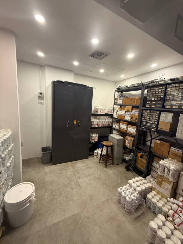 ELBL-091 Local en Alquiler Urb. El Pedregal Centro Comercial Dalfa - Imagen 6