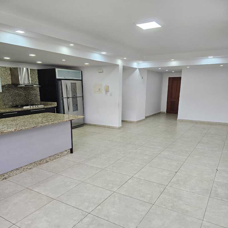 INA-1130 Apartamento en Venta Resd Bahía Platinum - Imagen 6