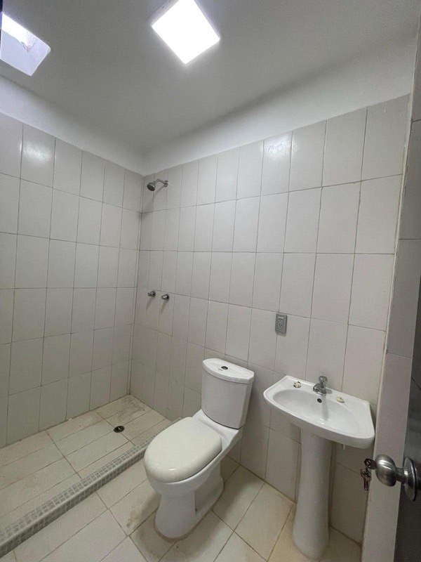 ELBTH-161 Town House en Venta En Villa Los Corales Tucacas - Imagen 10