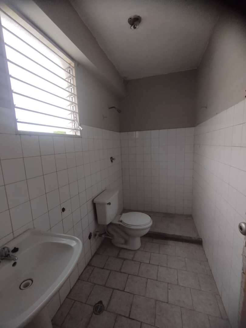 PLL-435 Local en Venta Edificio Masikasa - Imagen 5