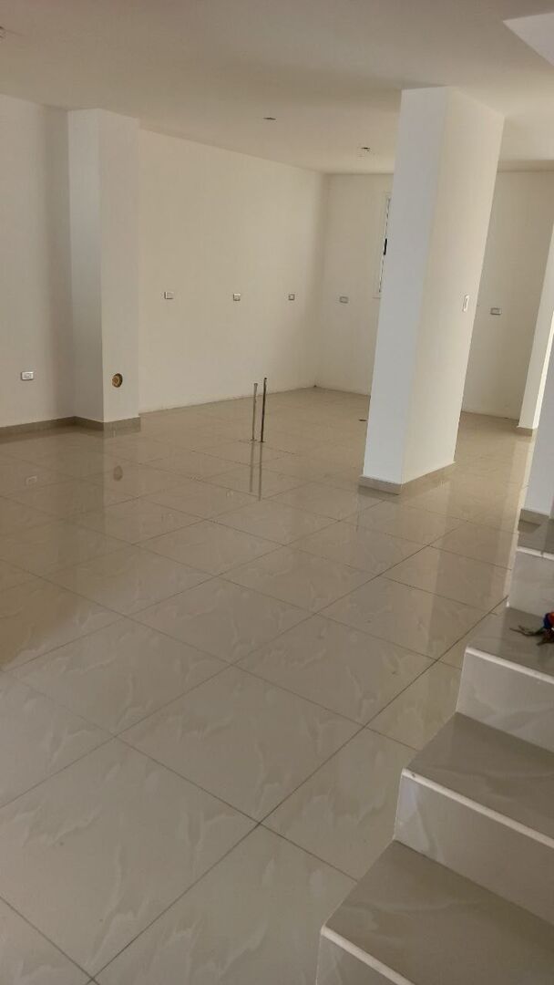 ELBTH-163 Town House en Venta Urbanización Villa Paris - Imagen 7