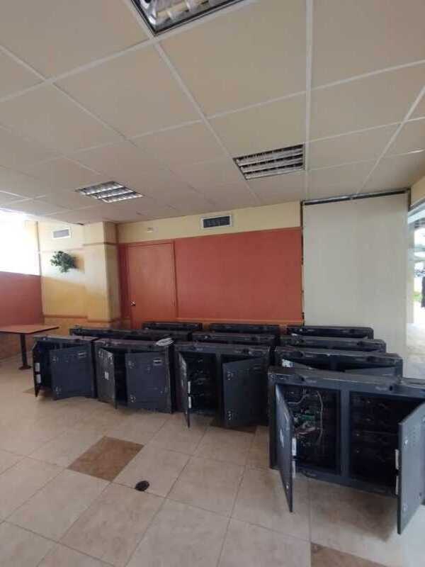 ELBL-172 Local en Alquiler Centro Comercial La Estancia - Imagen 4