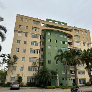 INA-1166 Apartamento en Venta Resd La Granja Counrty