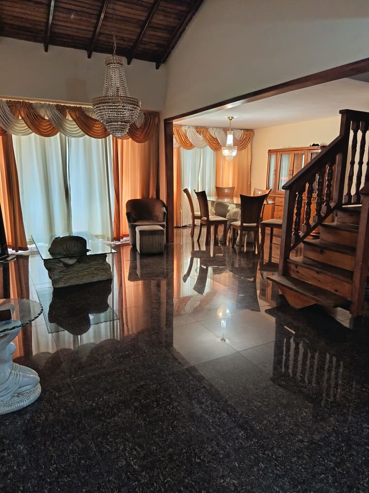 DIA-30 Apartamento en Venta Duplex Poblado De San Diego - Imagen 2