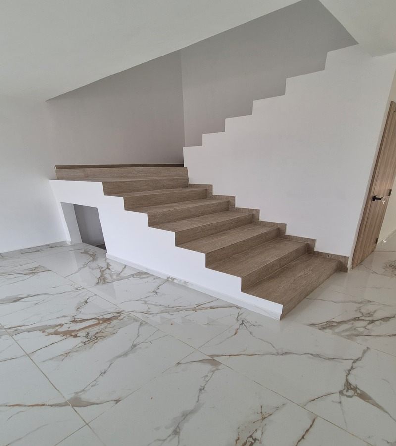 INTH-299 Town House en Venta Res, Cumbres De La Esmeralda - Imagen 4