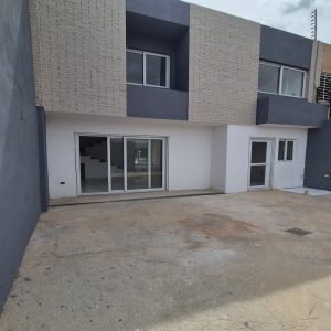 INTH-299 Town House en Venta Res, Cumbres De La Esmeralda