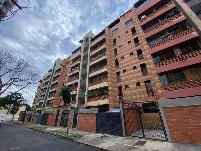 ATPH-1635 Pent House en Venta Urbanizacion Campo Alegre - Imagen 3