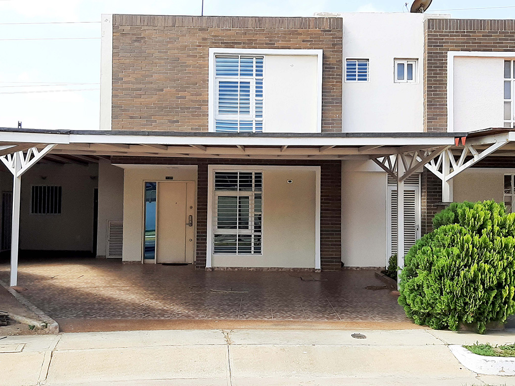 PLTH-391 Town House en Alquiler Urbanización Terranova Punto Fijo, Falcón