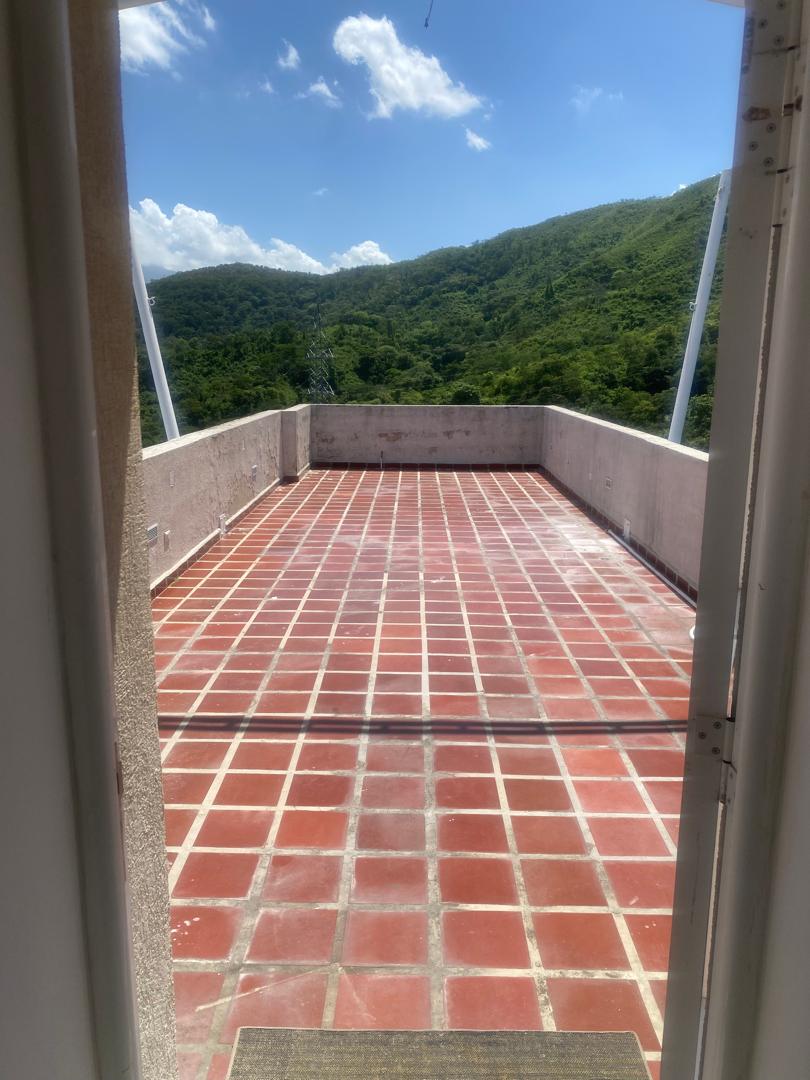 ETPH-46 Pent House en Venta Conjunto Residencial Iceberg Sector Rincon Mañongo Naguanagua - Imagen 14