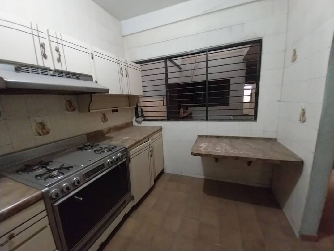 ELBED-112 Edificio en Venta Avenida Libertador Con Calle Palavecino - Imagen 7