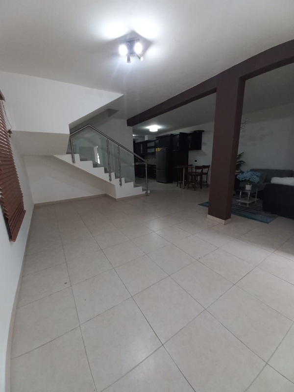 ELBTH-177 Town House en Venta Urbanización Trapiche Villas - Imagen 12