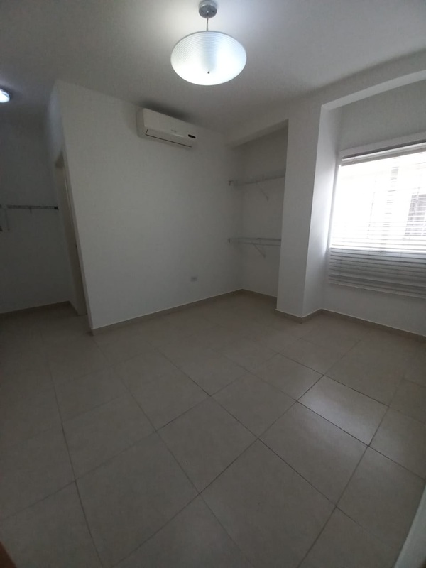 ELBTH-177 Town House en Venta Urbanización Trapiche Villas - Imagen 14