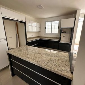 ELBTH-179 Town House en Venta Villa Paris