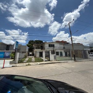 INC-586 Casa en Venta Urb La Viña