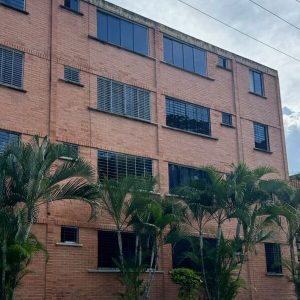 VIA-211 Apartamento en Venta Residencias El Tulipan