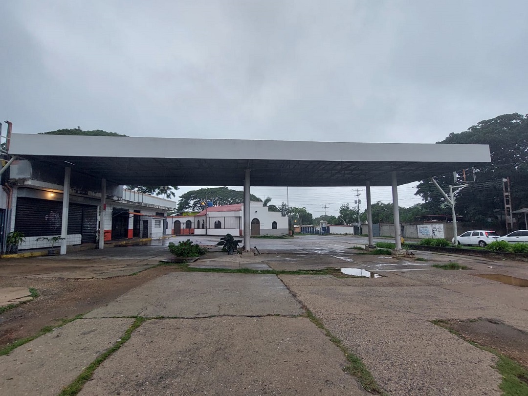 PLT-220 Terreno en Venta Antigua Estación De Servicio En La Entrada - Imagen 3