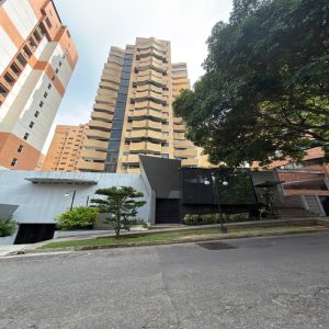INA-1227 Apartamento en Venta Res Vanguard