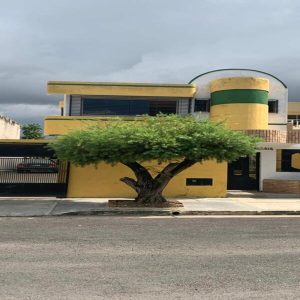 VIC-109 Casa en Venta Las Clavellinas Sur