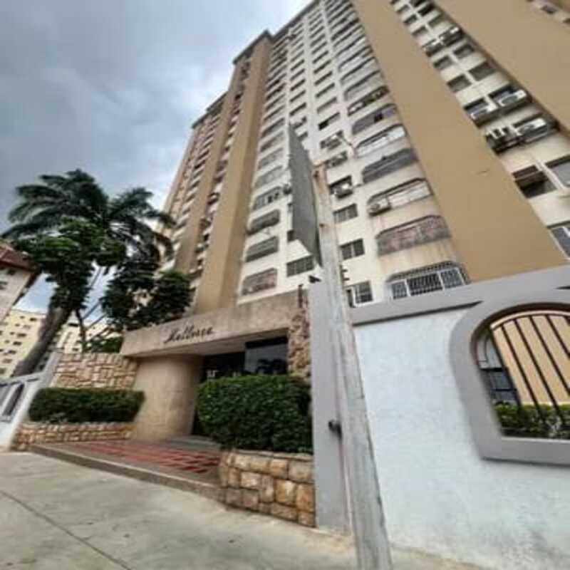 INA-1229 Apartamento en Alquiler Edificio Mallorca