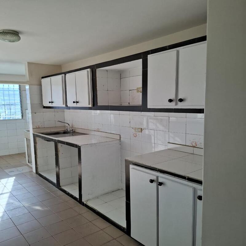 INA-1229 Apartamento en Alquiler Edificio Mallorca - Imagen 2