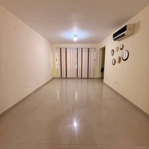 ELBTH-192 Town House en Venta Urbanizacion Villa París A