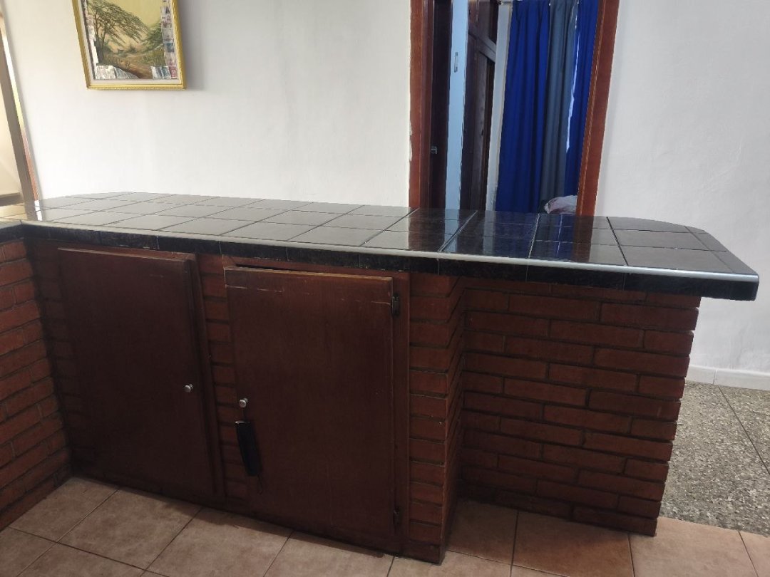 PLA-1980 Apartamento en Alquiler Conj. Res. Valle De Oro, Urb. Los Bucares - Imagen 11