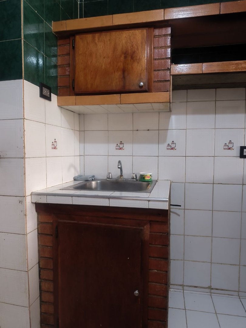 PLA-1980 Apartamento en Alquiler Conj. Res. Valle De Oro, Urb. Los Bucares - Imagen 8