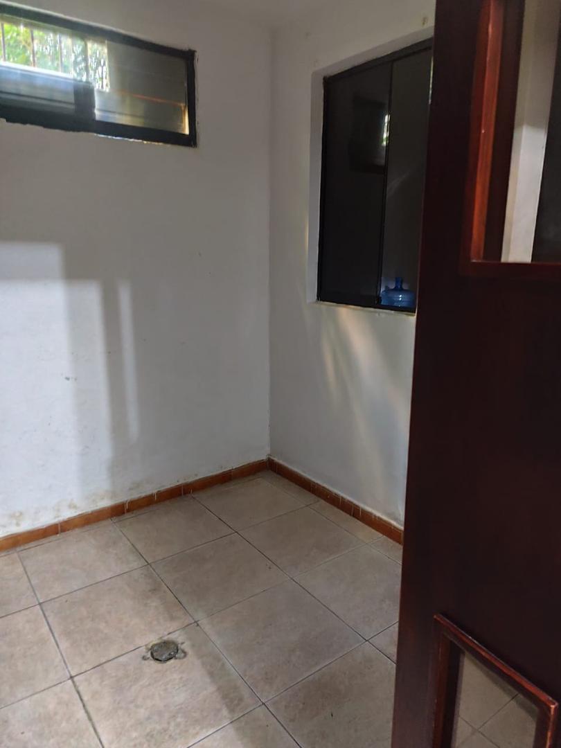 PLC-1211 Casa en Venta Tres (3) Anexos, Calle Callejon 137, Urb. Camoruco - Imagen 5